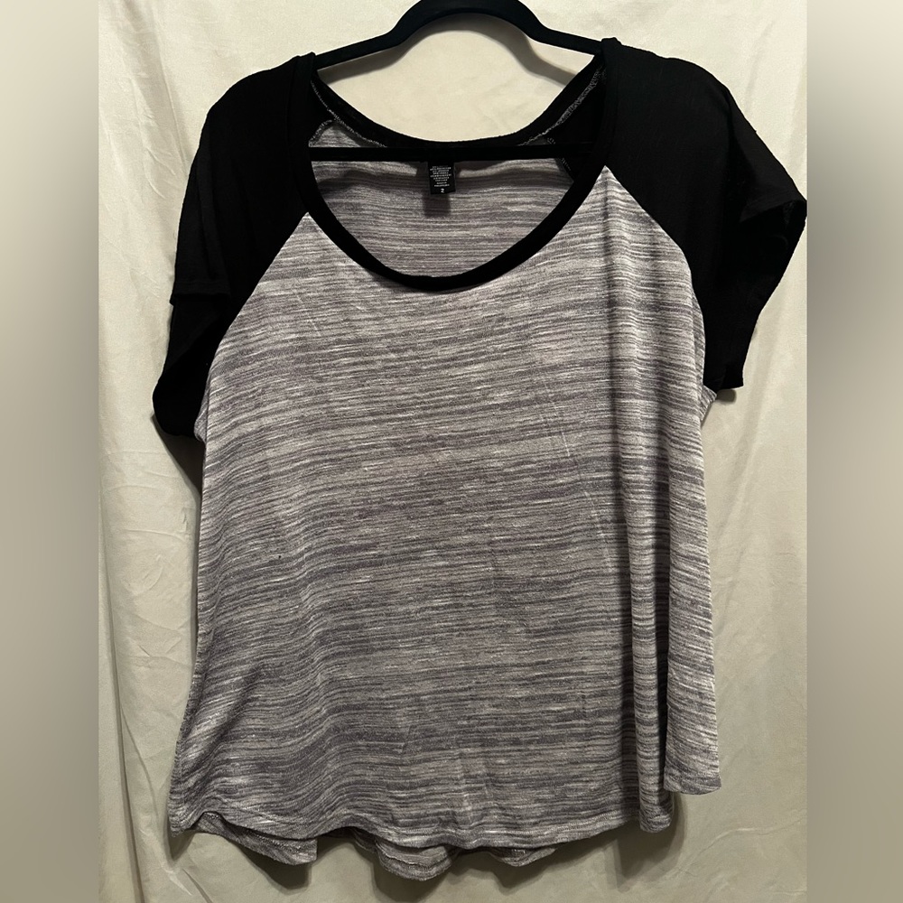 Torrid short sleeve top